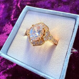 Vintage Style Gold Filled-CZ Ring. Size 7